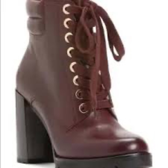 Paige Nicole Brown Lace-Up Lug Sole Ankle Boots Sz 9 - Picture 1 of 8